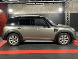 2019 MINI Crossover D 4WD SUV for sale, Japanese used car export - photo 15 of 33 | GULJI TRADERS