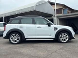 2019 MINI Crossover Diesel COOPER SD ALL4 RHD SUV for sale, Japanese used car export - photo 16 of 50 | GULJI TRADERS