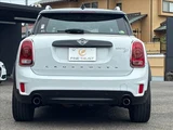2019 MINI Crossover Diesel COOPER SD ALL4 RHD SUV for sale, Japanese used car export - photo 18 of 50 | GULJI TRADERS