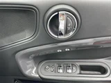 2019 MINI Crossover S E 4WD SUV for sale, Japanese used car export - photo 16 of 23 | GULJI TRADERS