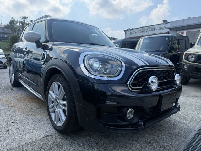 2020 MINI Crossover - photo 1 2020 MINI Crossover SUV for sale, Japanese used car export - photo 1 of 24 | GULJI TRADERS