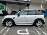 2020 MINI Crossover COOPER SD ALL4 SUV for sale, Japanese used car export - photo 16 of 20 | GULJI TRADERS