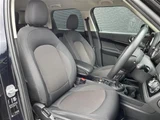 2020 MINI Crossover D SUV for sale, Japanese used car export - photo 10 of 24 | GULJI TRADERS