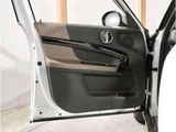 2020 MINI Crossover SD SUV for sale, Japanese used car export - photo 13 of 18 | GULJI TRADERS