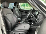2021 MINI Crossover COOPER SD ALL4 SUV for sale, Japanese used car export - photo 11 of 20 | GULJI TRADERS