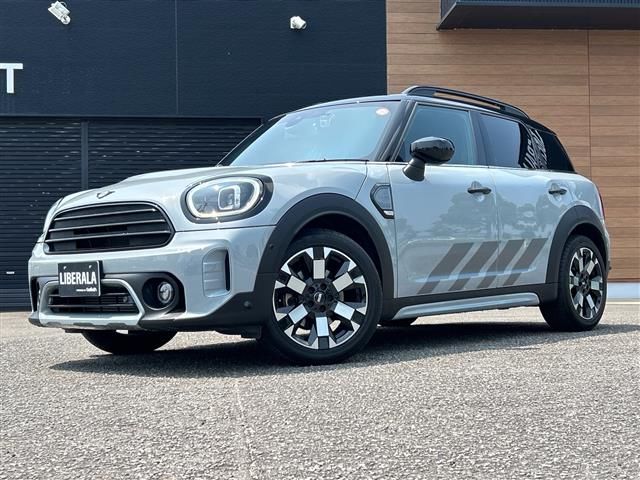 2022 MINI Crossover D SUV for sale, Japanese used car export - photo 1 of 24 | GULJI TRADERS