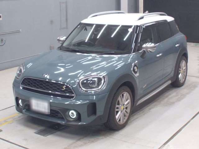 2022 MINI Crossover 4WD - photo 1 2022 MINI Crossover 4WD SUV for sale, Japanese used car export - photo 1 of 13 | GULJI TRADERS