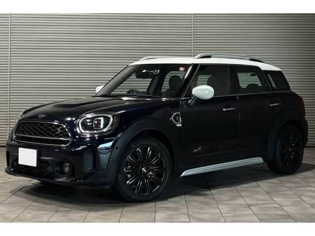 2022 MINI Crossover SUV for sale, Japanese used car export - photo 1 of 9 | GULJI TRADERS