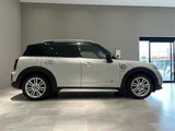 2022 MINI Crossover E SUV for sale, Japanese used car export - photo 3 of 8 | GULJI TRADERS