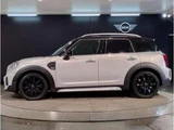 2022 MINI Crossover D SUV for sale, Japanese used car export - photo 6 of 9 | GULJI TRADERS