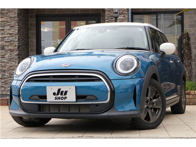 2022 MINI Hatch Sedan for sale, Japanese used car export - photo 1 of 47 | GULJI TRADERS