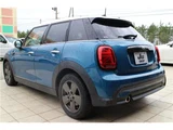 2022 MINI Hatch Sedan for sale, Japanese used car export - photo 7 of 47 | GULJI TRADERS