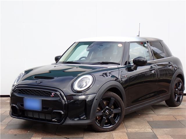 2022 MINI Hatch Sedan for sale, Japanese used car export - photo 1 of 39 | GULJI TRADERS