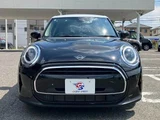 2022 MINI Hatch ONE Black Sedan for sale, Japanese used car export - photo 10 of 20 | GULJI TRADERS