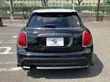 2022 MINI Hatch ONE Black Sedan for sale, Japanese used car export - photo 14 of 20 | GULJI TRADERS