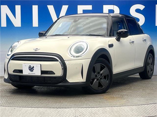2022 MINI Hatch White Sedan for sale, Japanese used car export - photo 1 of 30 | GULJI TRADERS