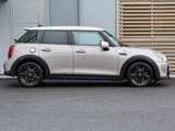 2022 MINI Hatch DCT Other Sedan for sale, Japanese used car export - photo 17 of 62 | GULJI TRADERS