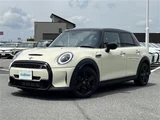 2022 MINI Hatch S White Sedan for sale, Japanese used car export - photo 22 of 23 | GULJI TRADERS
