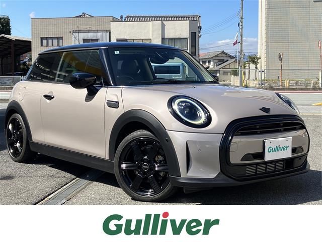 2022 MINI Hatch D Sedan for sale, Japanese used car export - photo 1 of 24 | GULJI TRADERS