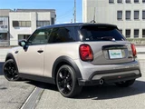 2022 MINI Hatch D Sedan for sale, Japanese used car export - photo 2 of 24 | GULJI TRADERS
