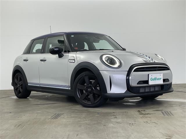 2022 MINI Hatch D Silver Sedan for sale, Japanese used car export | GULJI TRADERS