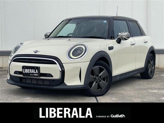 2022 MINI Hatch D Sedan for sale, Japanese used car export - photo 1 of 24 | GULJI TRADERS