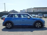 2022 MINI Hatch COOPER D Sedan for sale, Japanese used car export - photo 6 of 30 | GULJI TRADERS