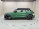 2022 MINI Hatch DCT Sedan for sale, Japanese used car export - photo 9 of 16 | GULJI TRADERS