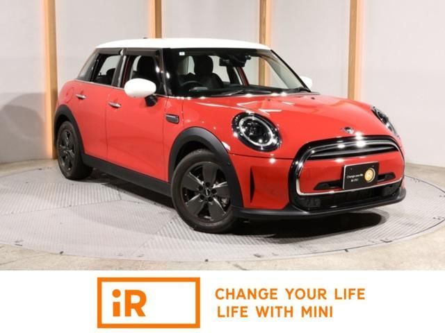 2022 MINI Hatch Sedan for sale, Japanese used car export - photo 1 of 9 | GULJI TRADERS