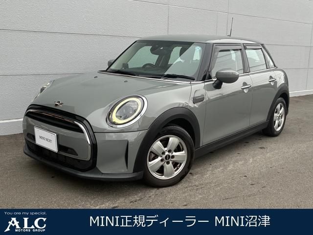 2022 MINI Hatch Sedan for sale, Japanese used car export - photo 1 of 9 | GULJI TRADERS