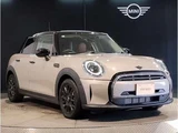 2022 MINI Hatch Base Sedan for sale, Japanese used car export - photo 5 of 9 | GULJI TRADERS