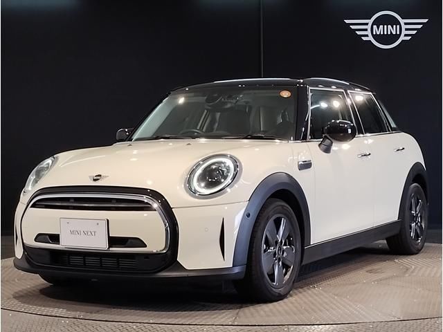 2022 MINI Hatch - photo 1 2022 MINI Hatch Sedan for sale, Japanese used car export - photo 1 of 9 | GULJI TRADERS