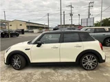 2022 MINI Hatch Sedan for sale, Japanese used car export - photo 5 of 9 | GULJI TRADERS