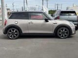 2022 MINI Hatch Sedan for sale, Japanese used car export - photo 8 of 9 | GULJI TRADERS