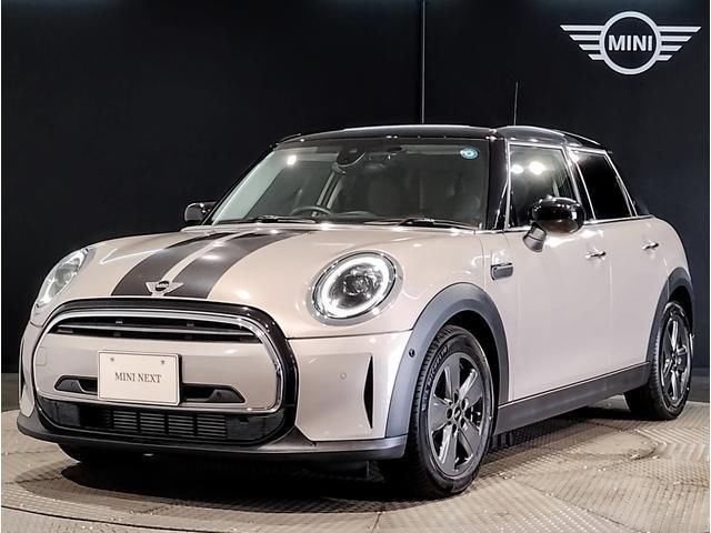 2022 MINI Hatch - photo 1 2022 MINI Hatch Sedan for sale, Japanese used car export - photo 1 of 9 | GULJI TRADERS