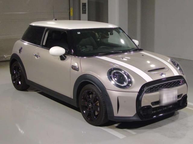2022 MINI Hatch - photo 1 2022 MINI Hatch Sedan for sale, Japanese used car export - photo 1 of 9 | GULJI TRADERS