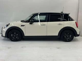 2023 MINI Hatch DCT White Sedan for sale, Japanese used car export - photo 26 of 32 | GULJI TRADERS