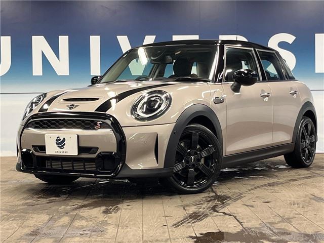 2023 MINI Hatch - photo 1 2023 MINI Hatch Silver Sedan for sale, Japanese used car export - photo 1 of 30 | GULJI TRADERS