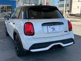 2023 MINI Hatch COOPER SD PREMIUM PLUSPKG Other Sedan for sale, Japanese used car export - photo 15 of 20 | GULJI TRADERS