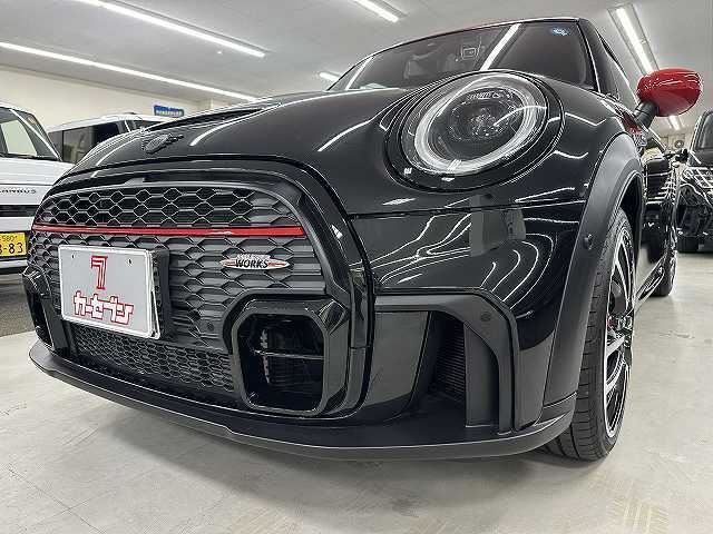 2023 MINI Hatch - photo 1 2023 MINI Hatch Black Sedan for sale, Japanese used car export - photo 1 of 50 | GULJI TRADERS