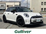 2023 MINI Hatch Mini Cooper D White Sedan for sale, Japanese used car export - photo 1 of 24 | GULJI TRADERS