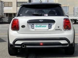 2023 MINI Hatch Mini Cooper D White Sedan for sale, Japanese used car export - photo 6 of 24 | GULJI TRADERS