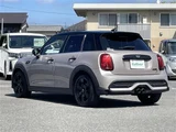 2023 MINI Hatch SD Gray Sedan for sale, Japanese used car export - photo 2 of 24 | GULJI TRADERS