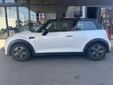 2023 MINI Hatch Cooper Premium Plus Package White Sedan for sale, Japanese used car export - photo 3 of 9 | GULJI TRADERS