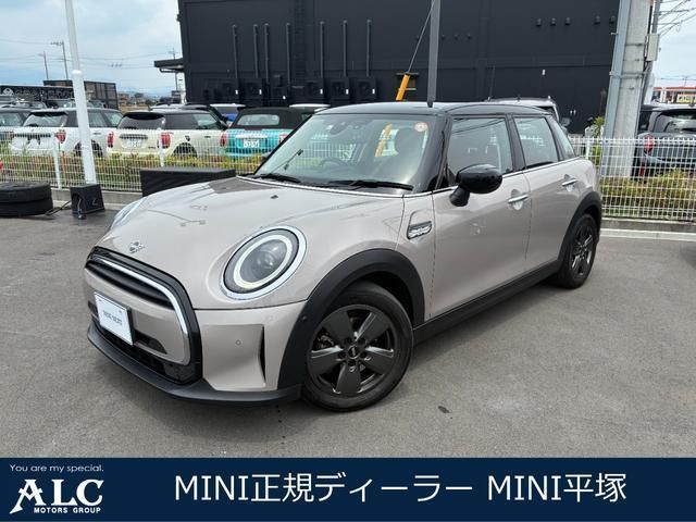 2023 MINI Hatch Cooper D Premium Plus Package Gray Sedan for sale, Japanese used car export | GULJI TRADERS