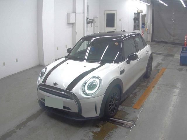 2023 MINI Hatch White Sedan for sale, Japanese used car export - photo 1 of 6 | GULJI TRADERS