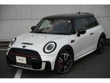 2023 MINI Hatch White Sedan for sale, Japanese used car export - photo 2 of 8 | GULJI TRADERS
