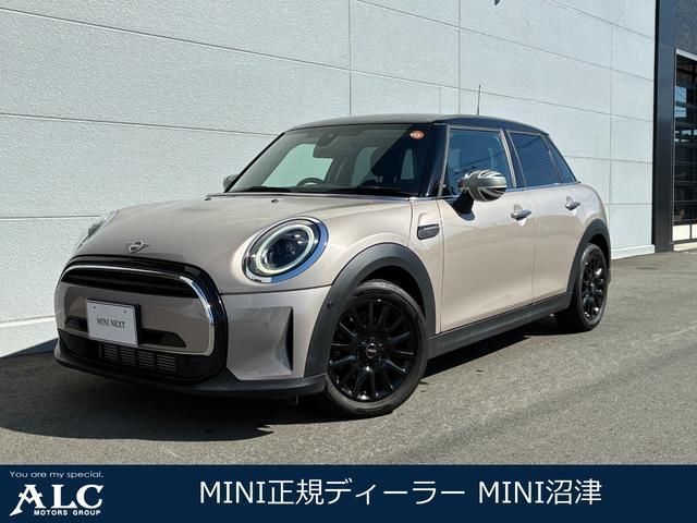 2023 MINI Hatch Sedan for sale, Japanese used car export - photo 1 of 9 | GULJI TRADERS