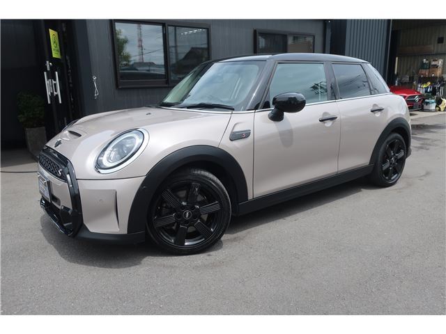 2024 MINI Hatch Cooper S Premium Plus Package One Owner Gray Sedan for sale, Japanese used car export | GULJI TRADERS