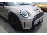 2024 MINI Hatch Cooper S Premium Plus Package One Owner Gray Sedan for sale, Japanese used car export - photo 37 of 46 | GULJI TRADERS
